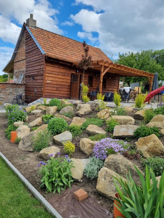 Apartmány Moravia Milovice  Exterior foto
